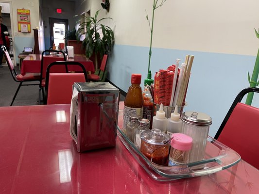 Cafe & pho Hoang by null