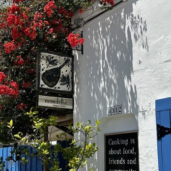 Mandolin Aegean Bistro - Mediterranean Near Me - Miami, Florida