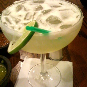 Bravo Restaurant - Lime Margarita - Mexican Near Me - Northlake, Illinois