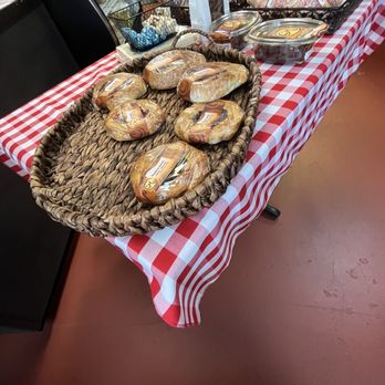 Encanto Bistro - Deserts by Chocolate Maven - Breakfast & Brunch Near Me - Los Alamos, New Mexico