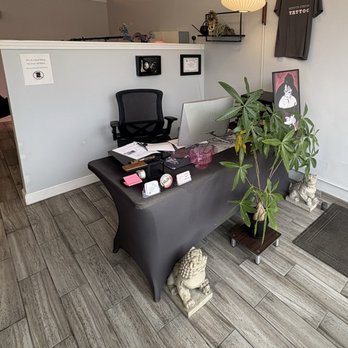 Berwyn Custom Tattoo - Check In - Tattoo Near Me - Berwyn, Illinois Berwyn Custom Tattoo - Check In - Tattoo Near Me - Berwyn, Illinois