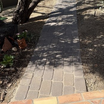Mountainscape South Landscaping - Curved paver walkway in the backyard - Landscape Architects or Designers Near Me Mountainscape South Landscaping - Curved paver walkway in the backyard - Landscape Architects or Designers Near Me