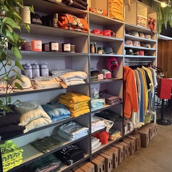 APRÈS - Merch - Breweries Near Me - Portland, Maine APRÈS - Merch - Breweries Near Me - Portland, Maine