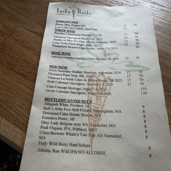 Lucky Hank's Restaurant & Cafe - Th - American Near Me - Edgartown, Massachusetts