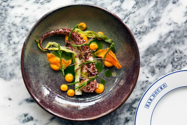 Bar Douro London Bridge by null