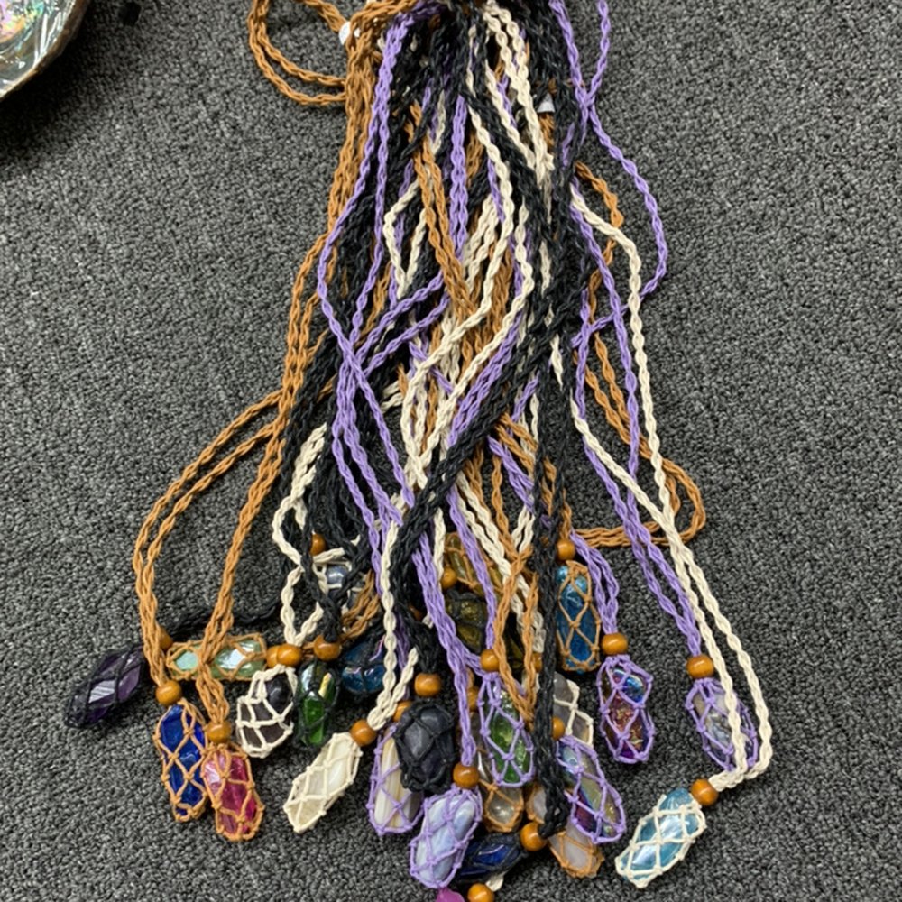 DECI Carabiner Macrame Keychain OVY Cositina 4 Pcs Macrame