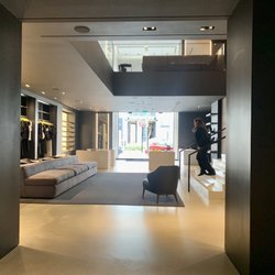 Vera Wang - Beautiful Lobby Downstairs