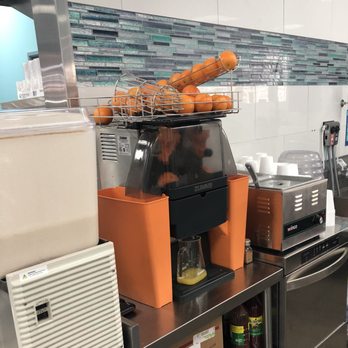Rosi’s - a man preparing food in a commercial kitchen - Breakfast & Brunch Near Me - Garland, Texas Rosi’s - a man preparing food in a commercial kitchen - Breakfast & Brunch Near Me - Garland, Texas