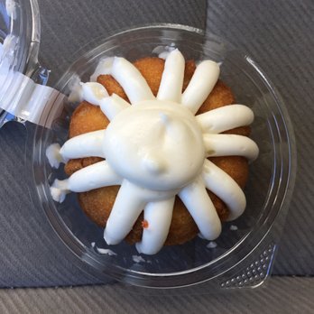 Nothing Bundt Cakes - Lemon Bundtlet - Bakeries Near Me - San Diego, California