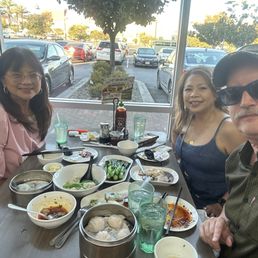 Sharing delish food with friends who I haven't seen for so Long makes memories sweeter! Sharing delish food with friends who I haven't seen for so Long makes memories sweeter!