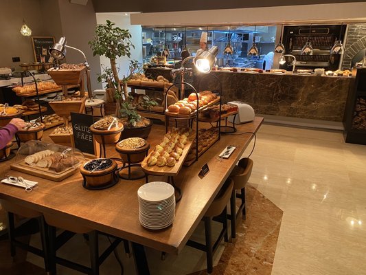 The Ritz-Carlton, Istanbul by null