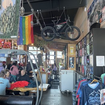 Broken Compass Brewing - Inside bar - Breweries Near Me - Breckenridge, Colorado