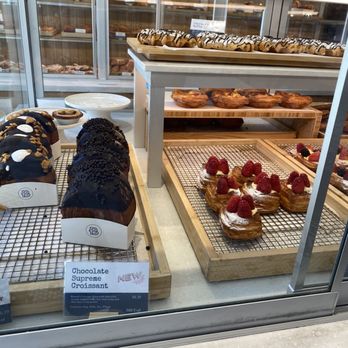 Paris Baguette - Bakeries Near Me - Evanston, Illinois Paris Baguette - Bakeries Near Me - Evanston, Illinois