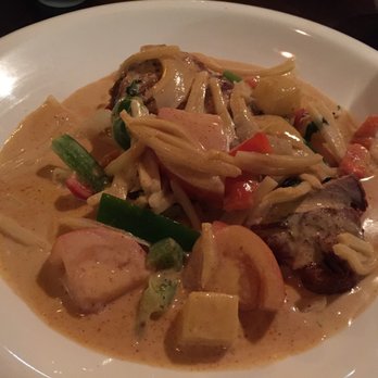 Thai Kitchen I - Duck curry - Thai Near Me - Bridgewater, New Jersey