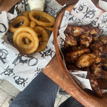 Oak Tavern - Onion Rings - Bars Near Me - Cincinnati, Ohio