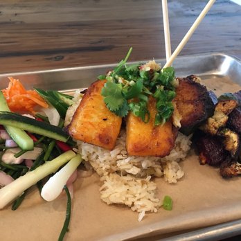 Heo Eatery - Turmeric Fish Rice Box is amazing! Especially for all this food for $10.82 (total). - Vietnamese Near Me - Austin, Texas Heo Eatery - Turmeric Fish Rice Box is amazing! Especially for all this food for $10.82 (total). - Vietnamese Near Me - Austin, Texas