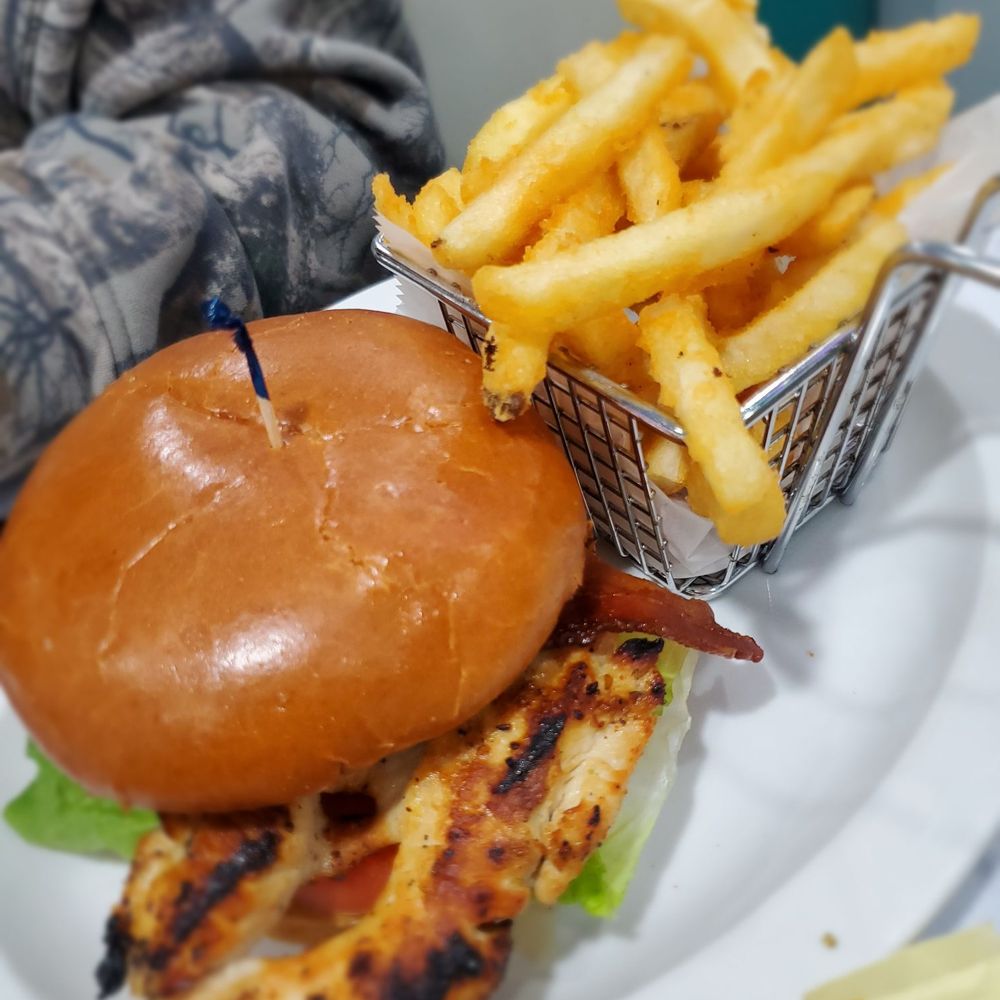 Van Dorn Diner - Chicken, Bacon Sandwich with fries - Diners Near Me - Alexandria, Virginia Van Dorn Diner - Chicken, Bacon Sandwich with fries - Diners Near Me - Alexandria, Virginia
