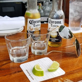 Castaway Cafe - Dax, Kevin and Joe are the awesome bartenders that will be taking care of your wants and needs at this fine beach side establishment. - American Near Me - Lahaina, Hawaii