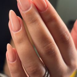 Lash Connection & Nails - Natural nails with a nude gel finish!