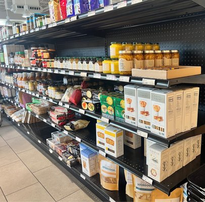 Martin’s: Wine, Liquor, Beer & Deli - New Orleans by null