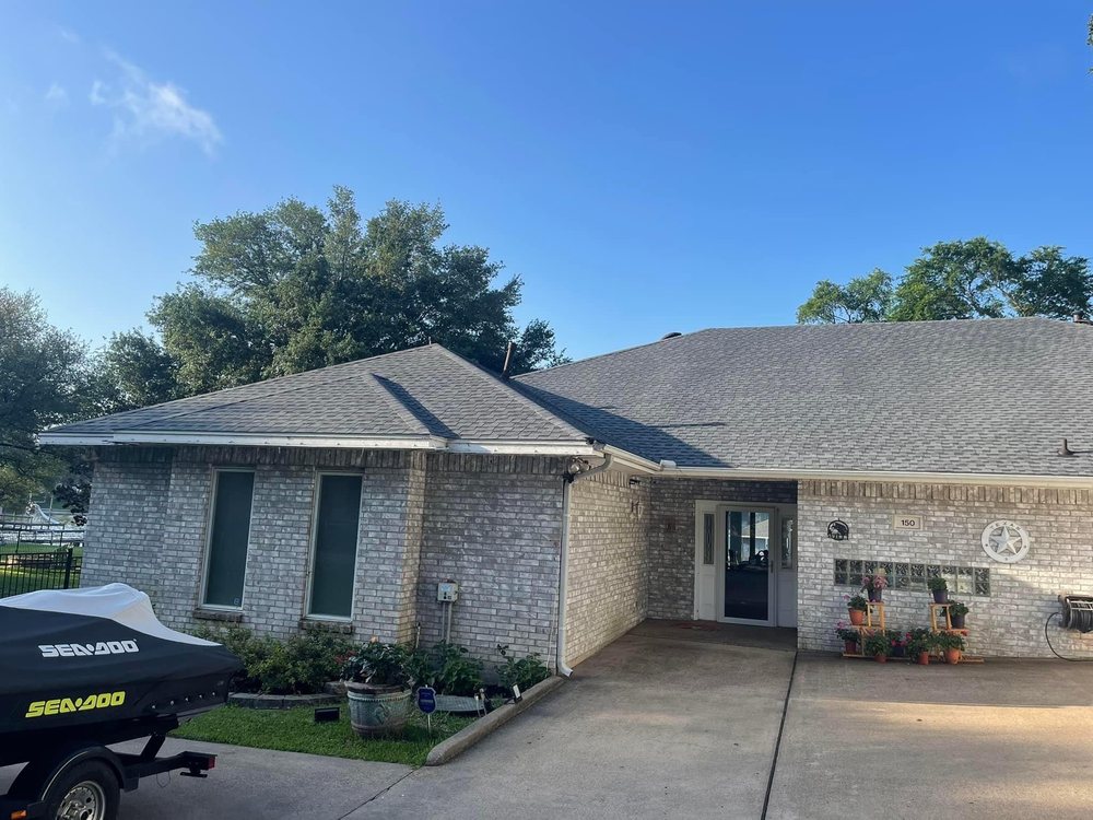 Slide of Top Dawg Roofing