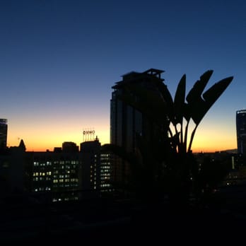 Union Lofts - Rooftop sunset - Apartments Near Me - Los Angeles, California Union Lofts - Rooftop sunset - Apartments Near Me - Los Angeles, California