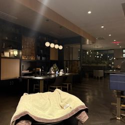 Spirits & Tales - Lounge area