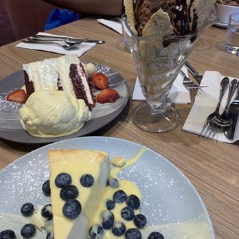 Demetres Shops At Don Mills - Desserts Near Me - Toronto, Ontario