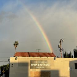 Mann Brothers - Here they sell all the colors of the rainbow.
