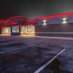 Bojangles' Famous Chicken 'n Biscuits - Exterior