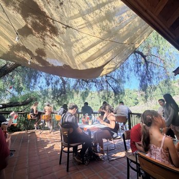 Cafe on 27 - Outdoor area - Breakfast & Brunch Near Me - Topanga, California