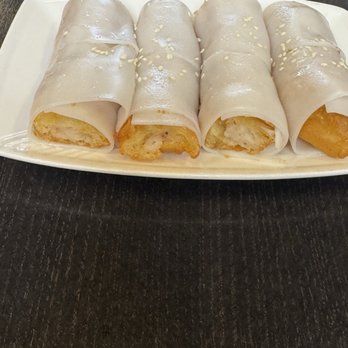 Lunasia Dim Sum House - Rice noodle roll with Chinese donut (Cheung Fun) - Dim Sum Near Me - Pasadena, California
