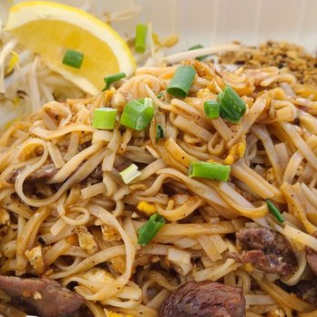 Thai Street Food - Pad Thai Beef - Thai Near Me - Lihue, Hawaii Thai Street Food - Pad Thai Beef - Thai Near Me - Lihue, Hawaii