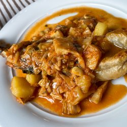 Mar Rosso - PESCATRICE IN UMIDO CON PATATE E CARCIOFI