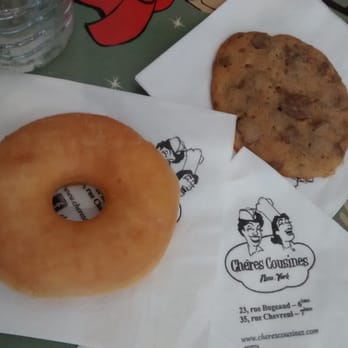 Chères Cousines - Donut et cookie chocolat au lait - Bagels Near Me - Lyon, 69