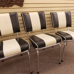 Willett Auction Gallery