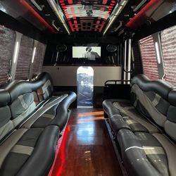 Classictranspo - 20 Passenger Partybus