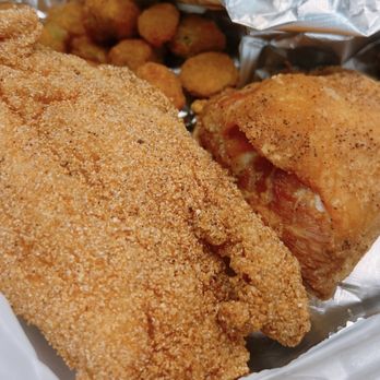 Arlanderz Chicken Joint - Fried catfish - Chicken Shop Near Me - Bedford, Texas