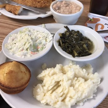Dunlap Restaurant - Creamed potatoes, white beans, turnip greens, cole slaw, and cornbread. - Breakfast & Brunch Near Me - Dunlap, Tennessee