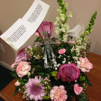 Stemz Flower Shop - The arrangement we ordered - Florists Near Me - Foley, Alabama Stemz Flower Shop - The arrangement we ordered - Florists Near Me - Foley, Alabama