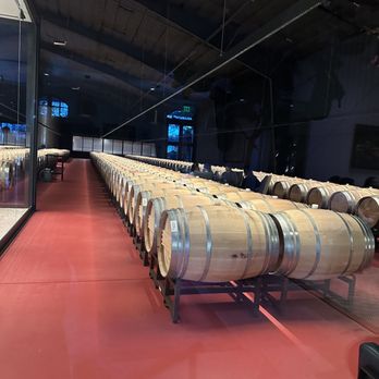 Caymus Vineyards - Wineries Near Me - Rutherford, California Caymus Vineyards - Wineries Near Me - Rutherford, California