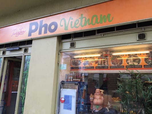 Pho Vietnam Tuan & Lan by null
