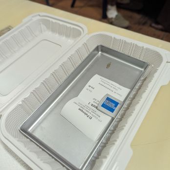 El Palenque - Take out containers with the bill placed inside where the food will go... So unsanitary - Tacos Near Me - Wahiawa, Hawaii
