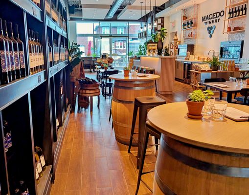Macedo Winery by null
