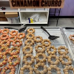 Mochinut - Cinnamon churro