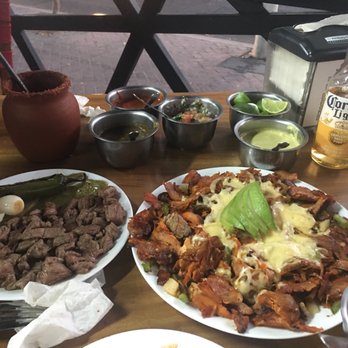 La Tomate - Arrachera, Tomate Especial Grande, 6-7 salsas and Vampiritos. - Tacos Near Me - Guadalajara, JAL La Tomate - Arrachera, Tomate Especial Grande, 6-7 salsas and Vampiritos. - Tacos Near Me - Guadalajara, JAL