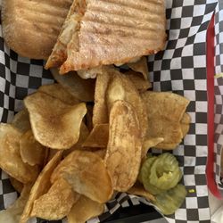 Mamma's Pizzeria & Ristorante - Chicken Parm panini and chips