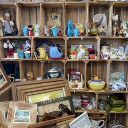 Vintage Treasures 'N More