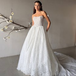 Swan Bridal