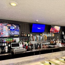 Hudson Grill - Inside bar